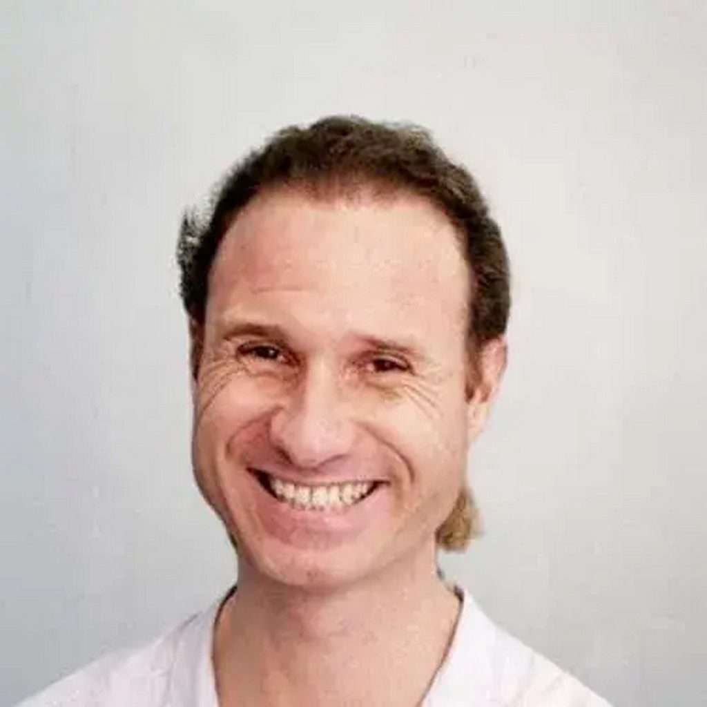 Dr Alberto Fernandez Dr Alberto Fernandez