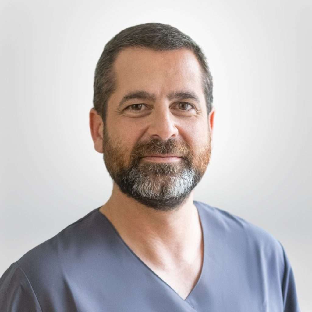 Dr Manuel Martin Dr Manuel Martin